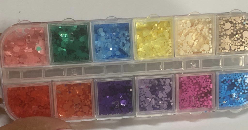 Chunky glitters box